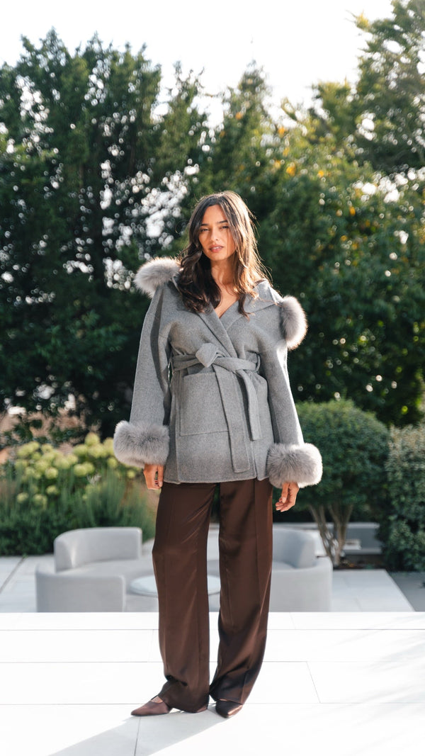 Isla Fur – Grey Coat