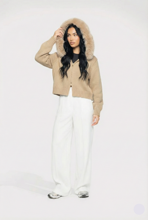 Lumi Fur – Beige Knit Coat