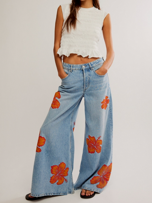 Hana Bloom – Jeans