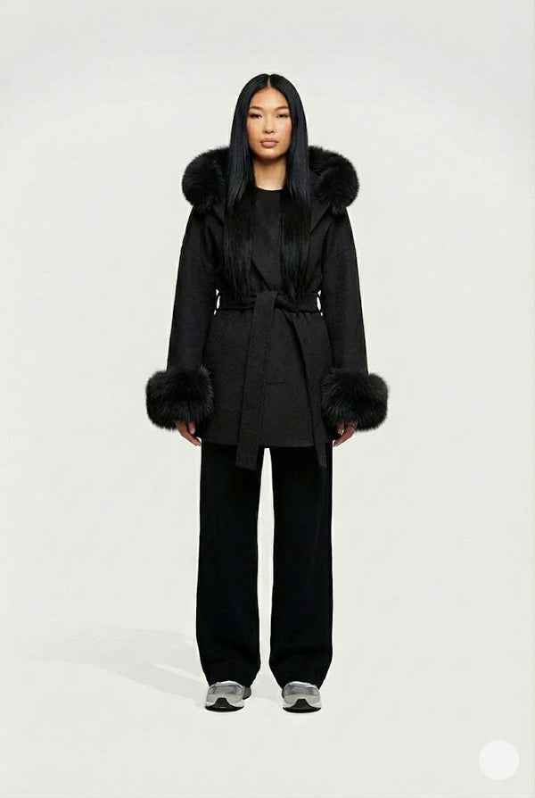 Isla Fur – Black Coat